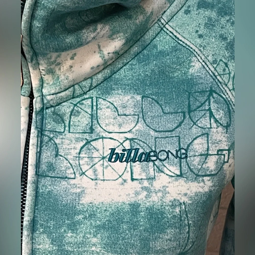 Billabong  print fleece lined hoodie M